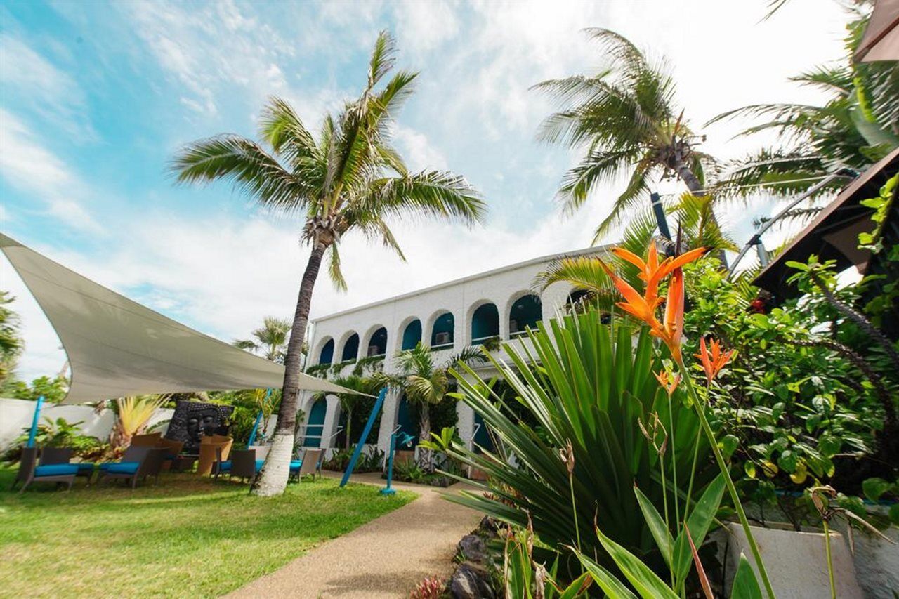 Hotel Le Victoria Saint Pierre Buitenkant foto